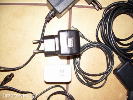 Ładowarki,  zasilacze 12V i 5V,  kable USB