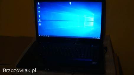 Laptop ASUS Procesor Intel i3/4 GB/ 250 GB/17,  3 1600x900